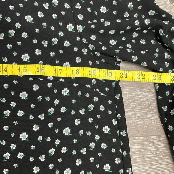 NWOT H&M Long Sleeve Black Floral Print Tunic Shift Dress Pockets 12 - Picture 7 of 14